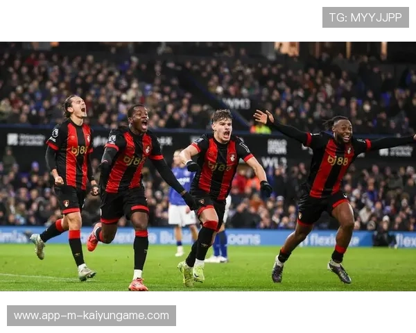 英超球队在密集赛程中保持稳定,主帅轮换策略获得认可 英超球队在密集赛程中保持稳定,主帅轮换策略获得认可